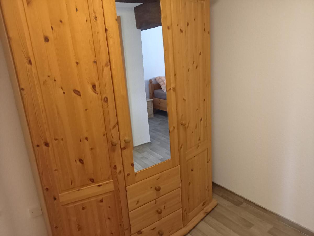 Wollroeder Krug Otel Guxhagen Dış mekan fotoğraf